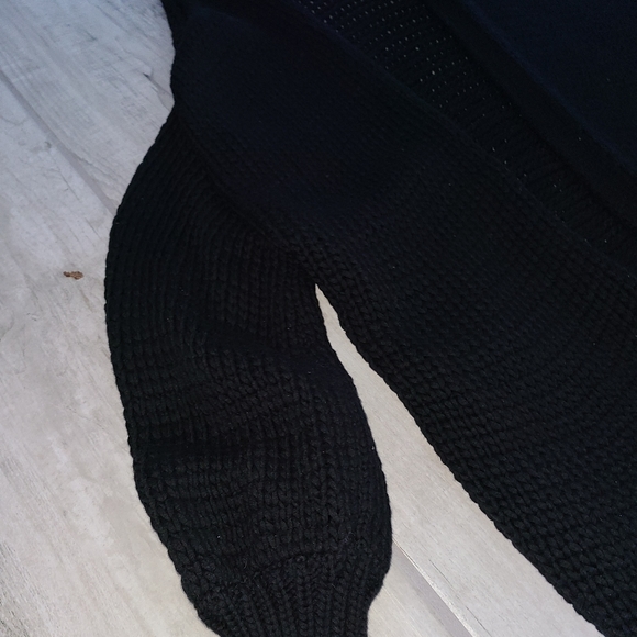 Express Cardigan - Picture 2 of 6